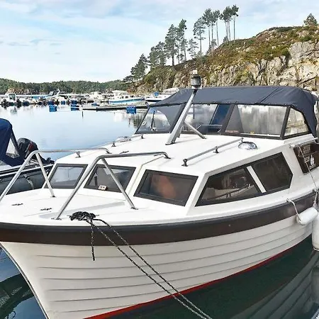 Sleeps 4 Wifi Uggdal