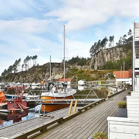Sleeps 4 Wifi Uggdal