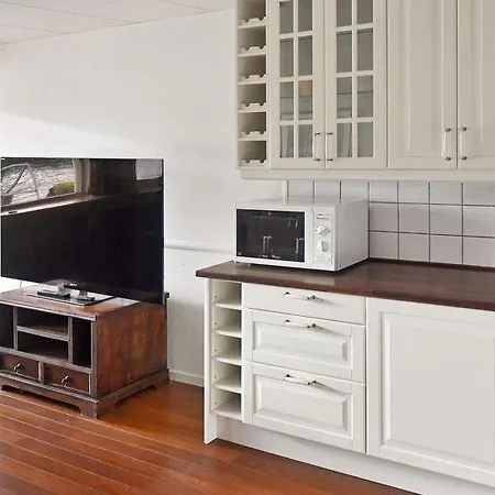 Sleeps 4 Wifi Feriehus *